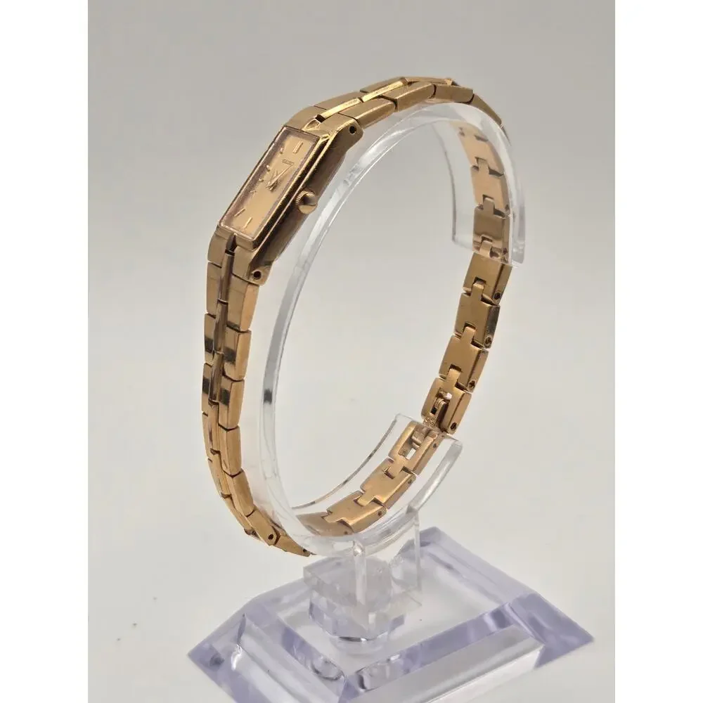 Seiko Vintage Tank Watch 2E20-7479 Gold Tone Dress Wristwatch